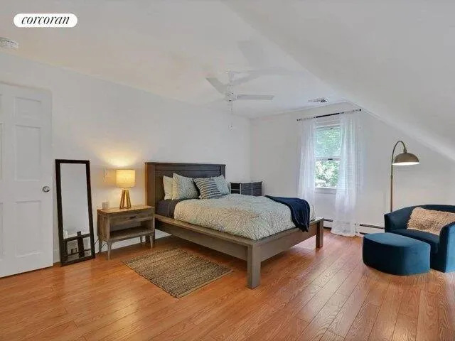 3 Bedroom 2.5 Bath In Southampton NY 11968 for Rent