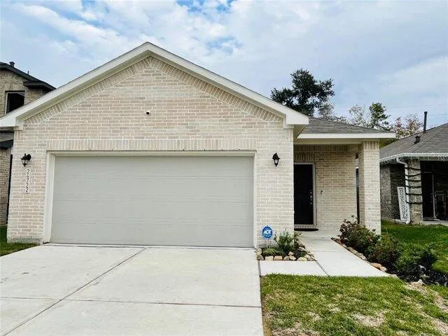 3 Bedroom 2 Bath In Huffman TX 77336 for Rent