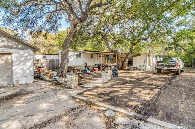 7511 JAMIE WYNELL CIR, San Antonio, TX 78257-1123 for Sale