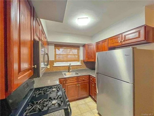 Home For Rent In Bronx, New York