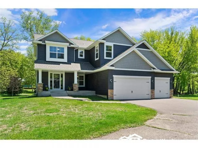 5 Bedroom 3 Bath In Lake Elmo MN 55042 for Rent