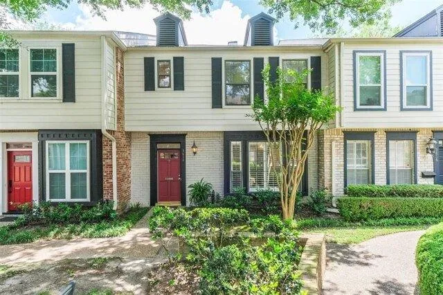2 Bedroom 2.5 Bath In Houston TX 77098 for Rent
