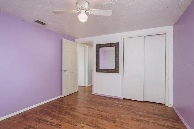Home For Sale In Holiday, Florida