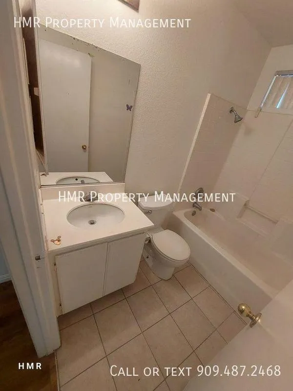 4 Bedroom 3 Bath In Fontana CA 92337 for Rent