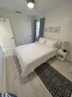 2 Bedroom 1 Bath In Boynton Beach FL 33435 for Rent