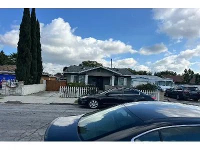 Gundry Ave for Sale