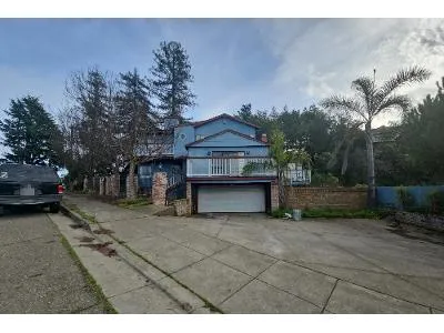 Stearns Ave for Sale