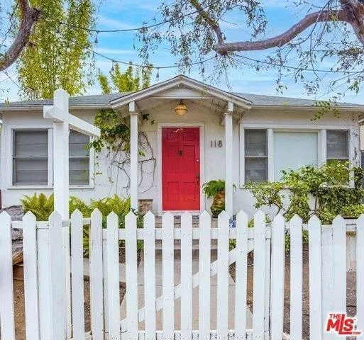1 Bedroom 1 Bath In Santa Monica CA 90405 for Rent