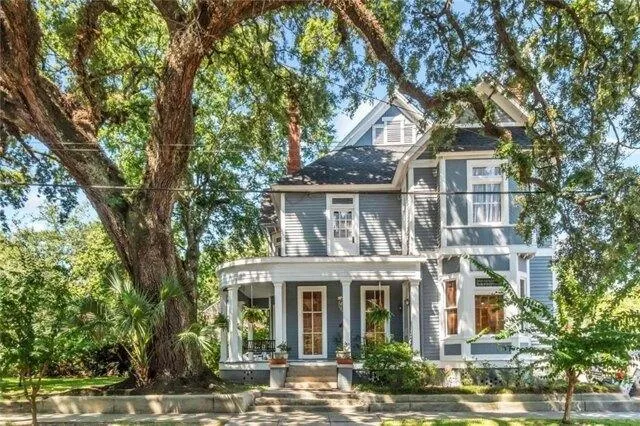 4 Bedroom 1.5 Bath In Mobile AL 36602 for Sale