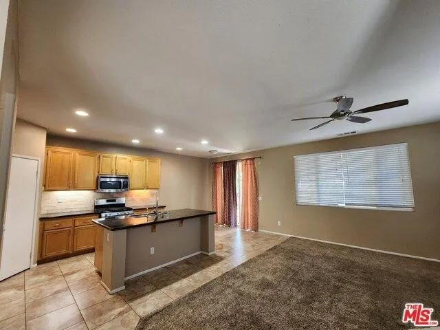 Home For Rent In Lancaster, California