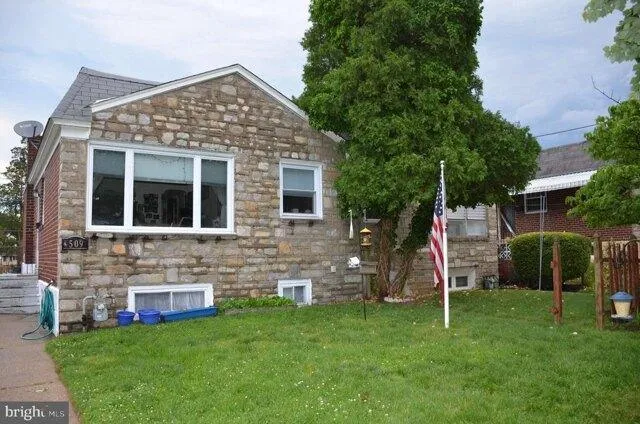 3 Bedroom 1.5 Bath In Norristown PA 19401 for Sale