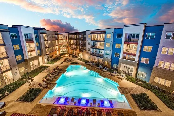 395  Bridge at Henley for Sale
