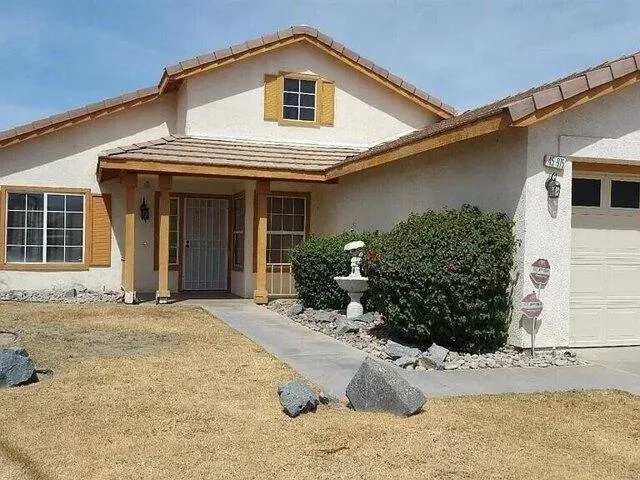 3 Bedroom 2 Bath In Indio CA 92201 for Rent