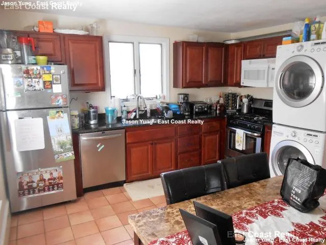 4 Bedroom 3 Bath In Brookline MA 02446 for Rent