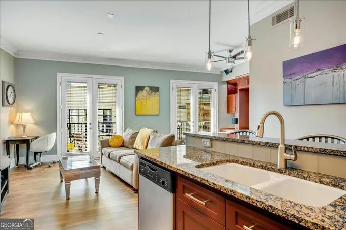 2255 PEACHTREE RD NE UNIT 627, Atlanta, GA 30309 Condominium For Sale  MLS# 10219860