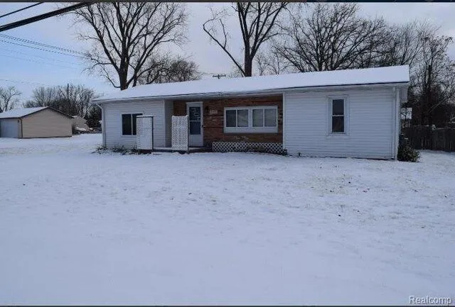 Home For Rent In Romulus, Michigan