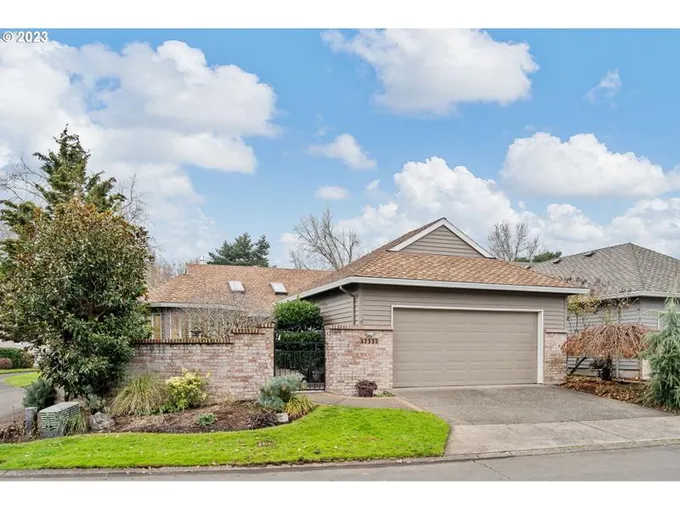 32335 SW LAKE DR, Wilsonville OR 97070 for Sale
