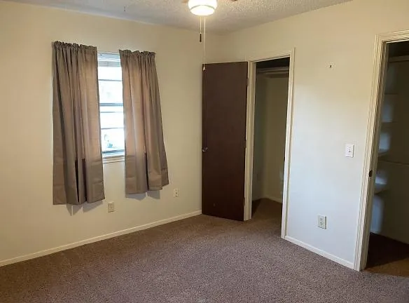 2712 9th Ave unit 2 Canyon, TX 79015 - Home For Rent