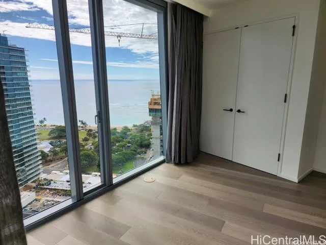 1000 Auahi Street 3210, Honolulu HI 96814 for Sale