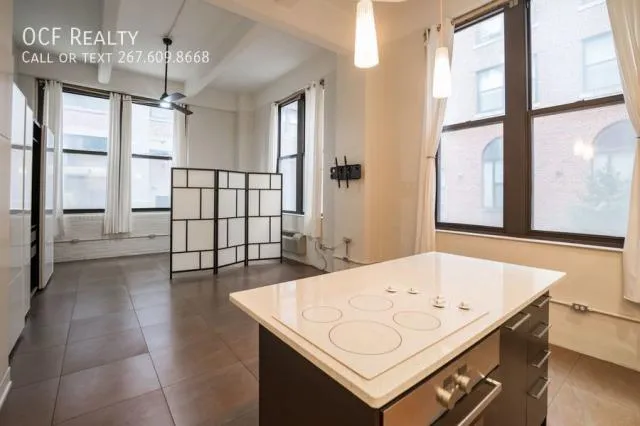 1 Bath In Philadelphia PA 19146 for Rent