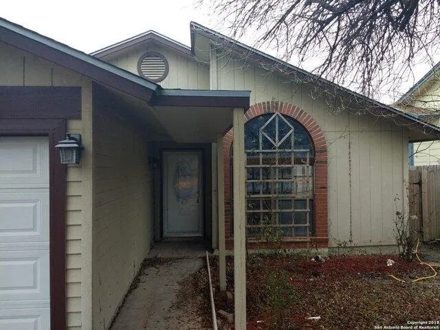 3 Bedroom 2 Bath In San Antonio TX 78239 for Rent