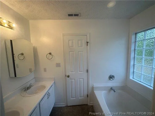 Home For Rent In Raeford, North Carolina