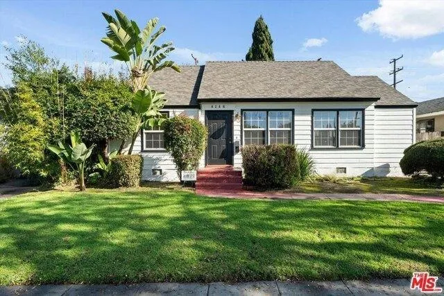 3 Bedroom 2 Bath In Culver City CA 90232 for Rent