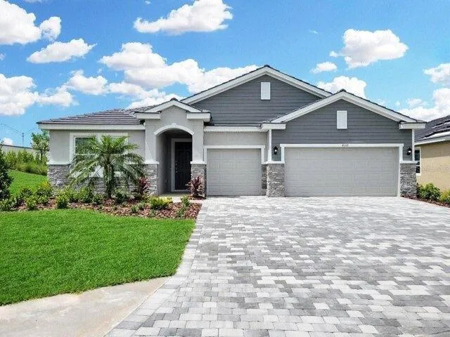 4 Bedroom 3.5 Bath In Bradenton FL 34211 for Rent