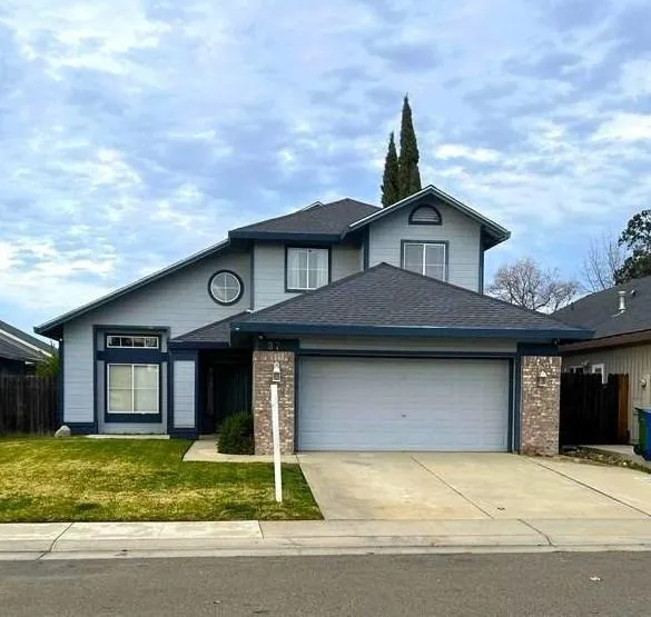 873 Golden Heights Dr, Galt, CA 95632 - MLS 223116200 for Sale