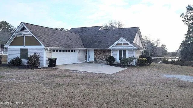 3 Bedroom 3 Bath In Sunset Beach NC 28468 for Rent