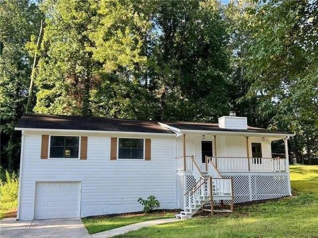 3 Bedroom 2 Bath In Marietta GA 30008 for Rent