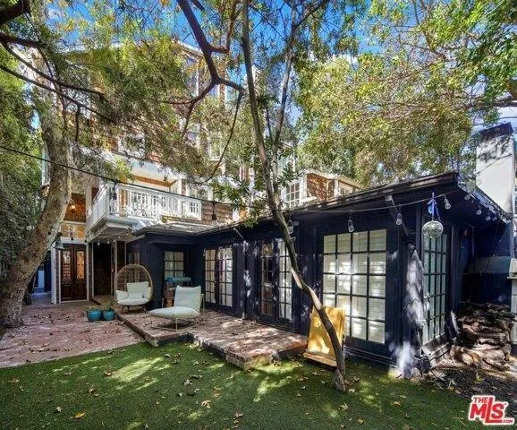 4 Bedroom 3.5 Bath In Venice CA 90291 for Rent
