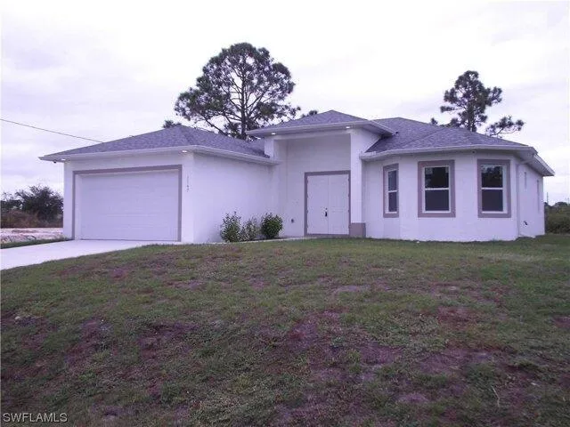 4 Bedroom 2 Bath In Lehigh Acres FL 33974 for Rent