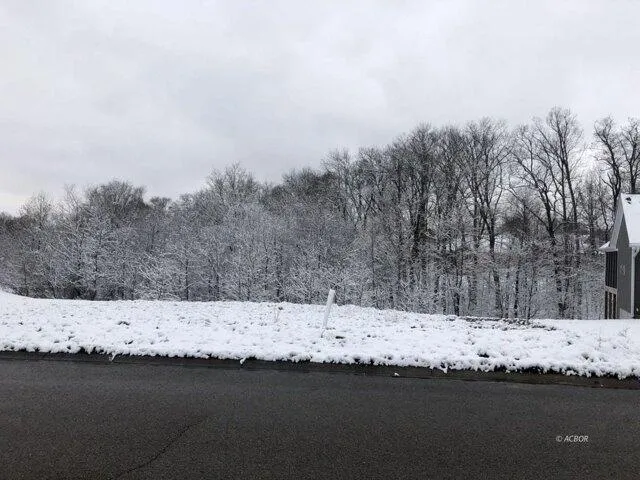 Plot For Sale In Athens, Ohio
