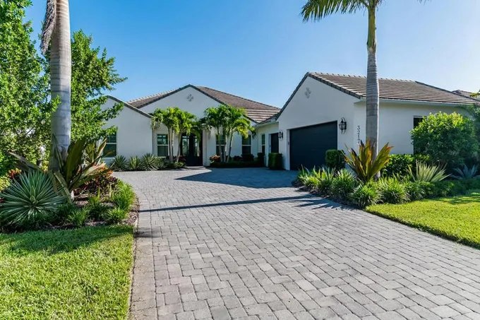 3217 CULLOWEE LN, Naples, FL 34114 Single Family Residence For Sale  MLS# 2240013 for Rent