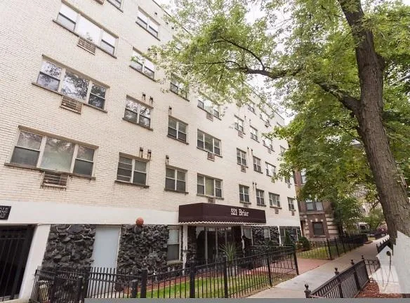 521 W Briar Pl unit 414 Chicago, IL 60657 - Home For Rent