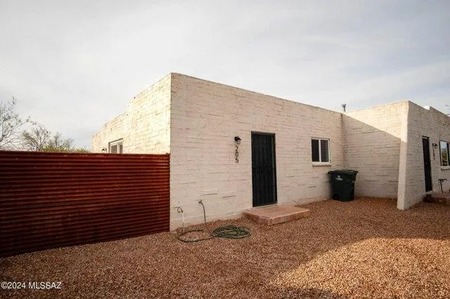 3 Bedroom 1 Bath In Tucson AZ 85713 for Rent