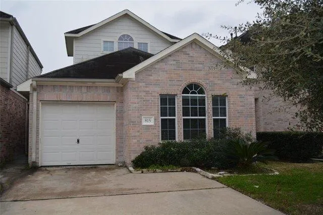 3 Bedroom 2.5 Bath In Houston TX 77067 for Rent