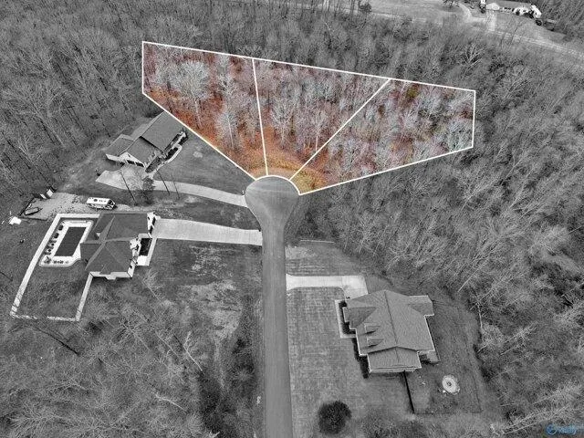 Plot For Sale In Killen, Alabama