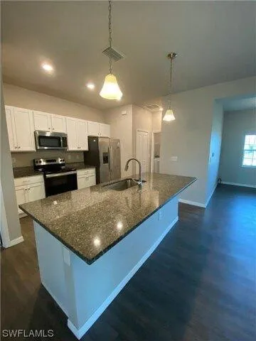 3 Bedroom 2 Bath In Cape Coral FL 33993 for Rent