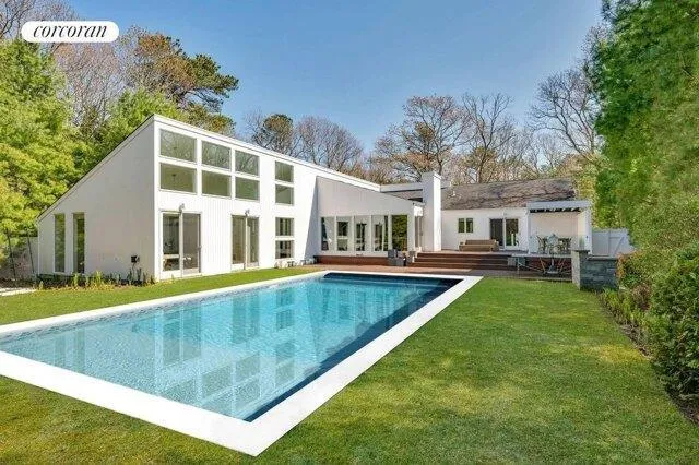 4 Bedroom 5.5 Bath In East Hampton NY 11937 for Rent