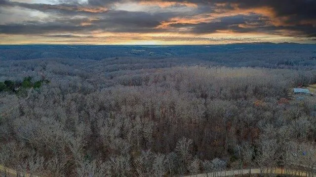 Plot For Sale In Bon Aqua, Tennessee