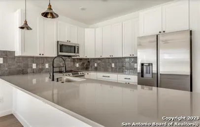 510 S Olive St #101, San Antonio, TX 78203-1537 for Rent