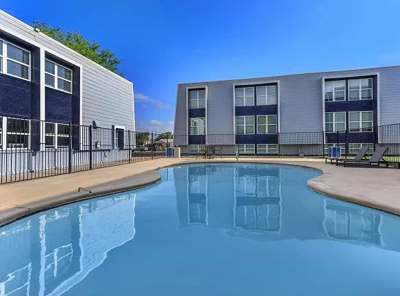201 Indiana Ave Lubbock, TX - Apartments For Rent