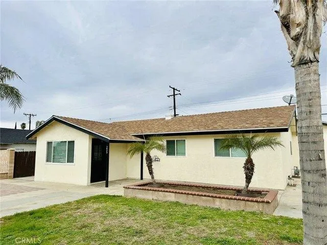 4 Bedroom 2 Bath In Redlands CA 92374 for Rent