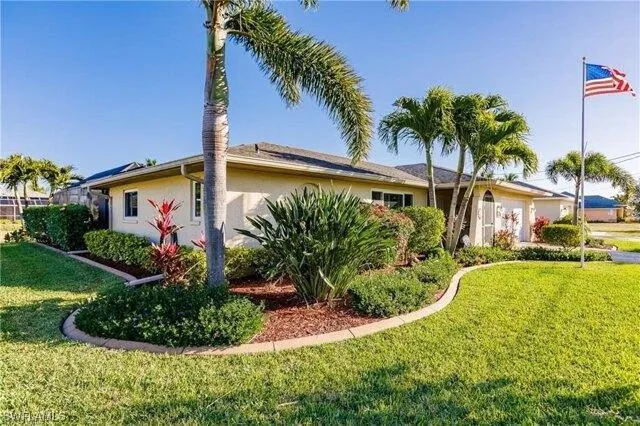 3 Bedroom 2 Bath In Cape Coral FL 33990 for Rent
