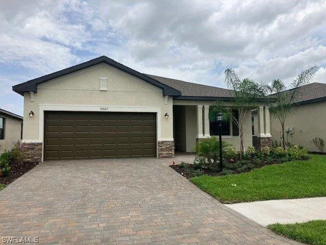 3 Bedroom 3 Bath In Fort Myers FL 33905 for Rent