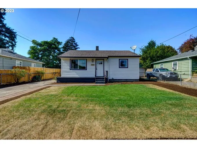 7347 SE 86TH AVE, Portland OR 97266 for Sale