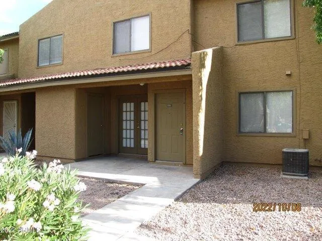 2 Bedroom 2 Bath In Phoenix AZ 85042 for Rent