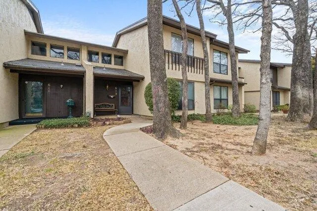 3 Bedroom 2 Bath In Irving TX 75061 for Rent